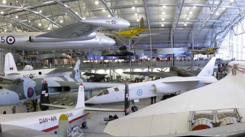 london-private-cambridge-and-duxford-air-force-museum-tour