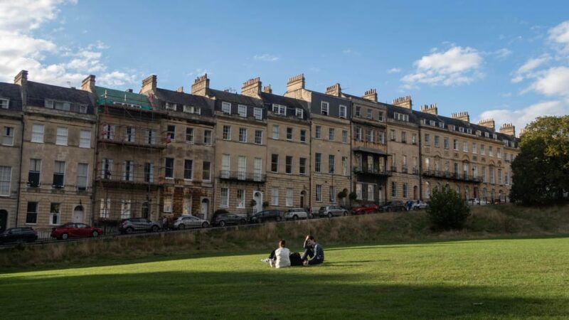 london-private-tour-to-windsor-castle-stonehenge-bath