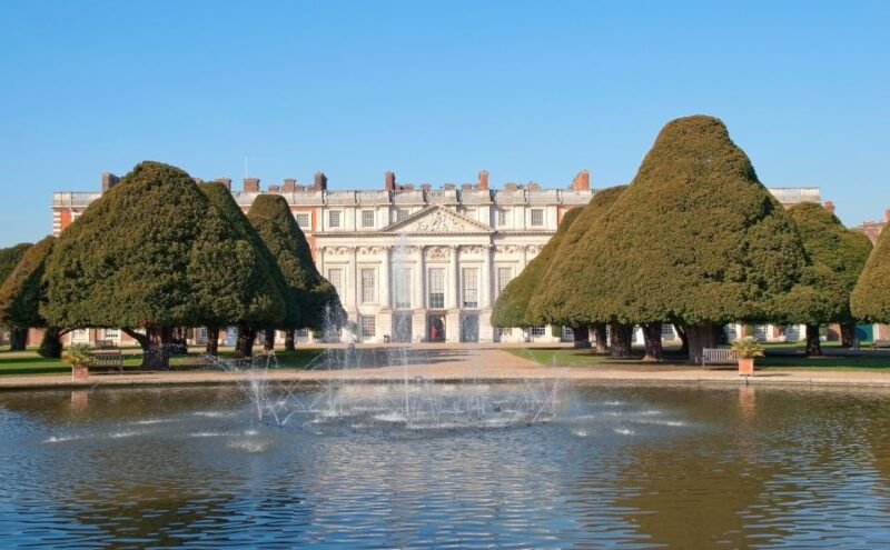 london-windsor-hampton-court-palace-with-free-snack-pack