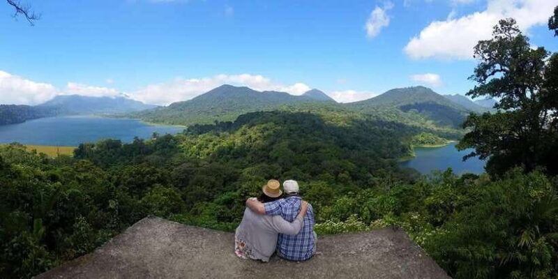 lovina-bali-dolphin-watching-waterfall-and-local-lunch