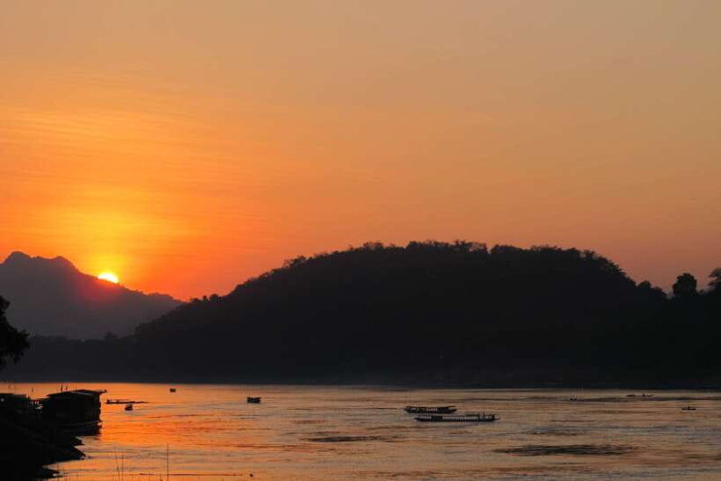 luang-prabang-private-must-see-sights-and-mount-phousi-tour