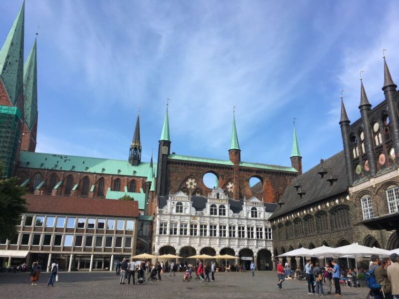 lubeck-backyards-and-town-houses-private-guided-tour
