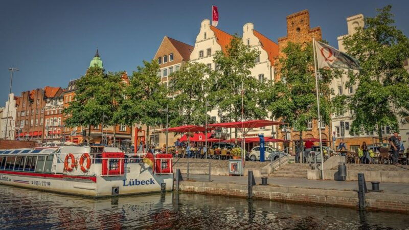 lubeck-private-historical-and-architectural-walking-tour