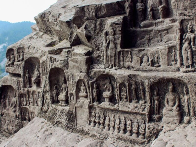 luoyang-longmen-grottoes-and-white-horse-temple-guided-tour