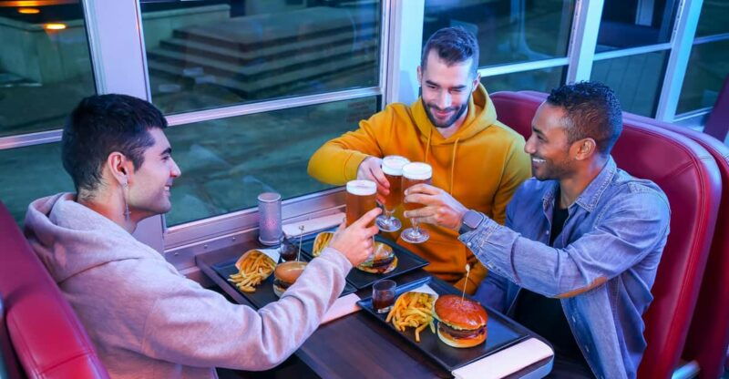 luxembourg-american-style-dinner-in-a-vintage-bus