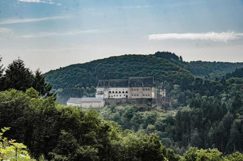 luxembourg-capture-the-most-photogenic-spots-with-a-local