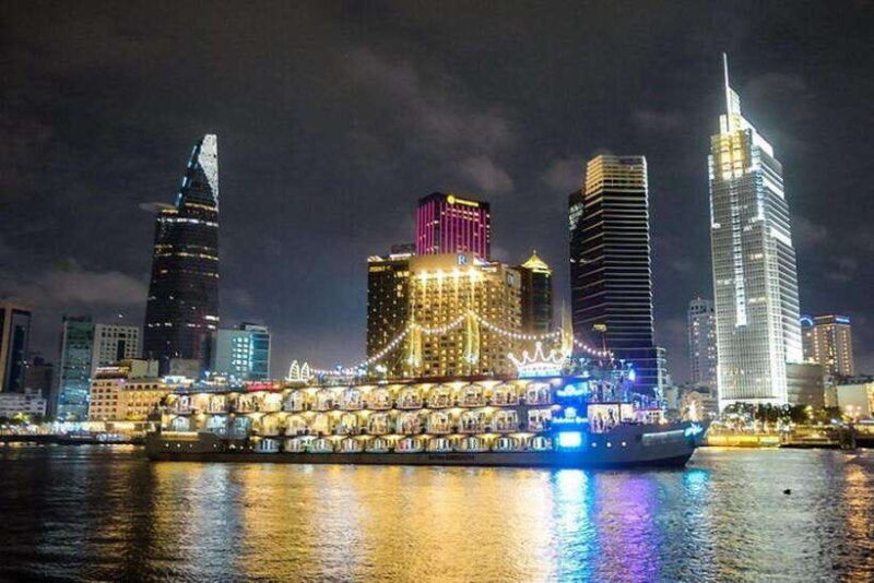 luxury-cruise-and-dine-experience-along-saigon-river