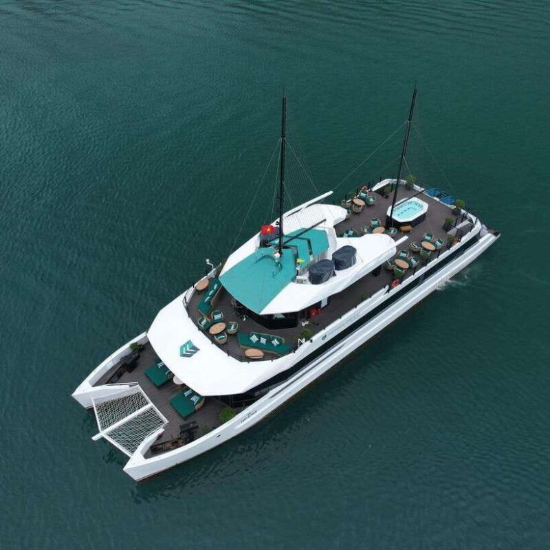 luxury-halong-lan-ha-bay-1-day-catamaran-cruise-from-hanoi