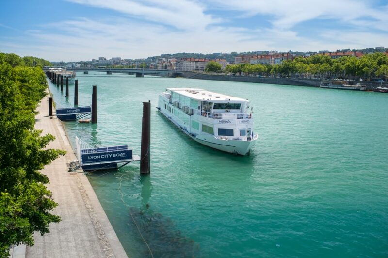 lyon-2-5-hour-dinner-cruise