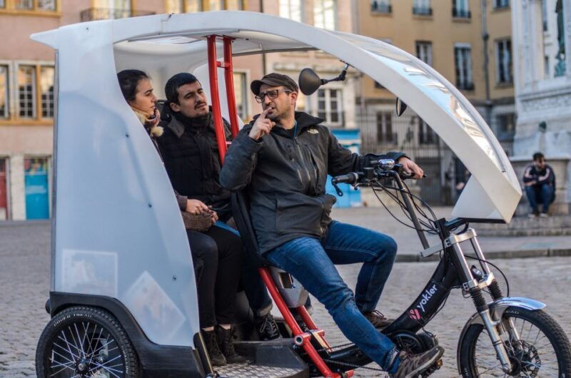 lyon-private-pedicab-tour-of-top-landmarks-hidden-gems