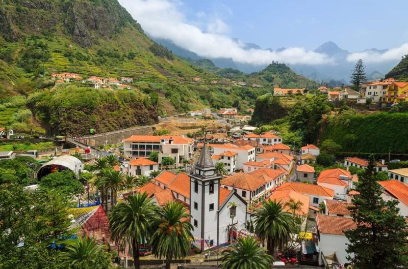 madeira-tour-porto-moniz-west-tour-amazing-swimming-pools