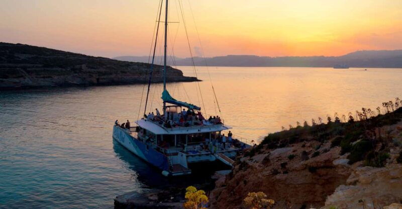malta-blue-lagoon-evening-catamaran-cruise