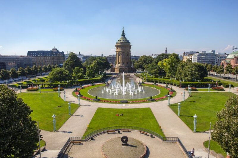 mannheim-guided-costume-tour-tour-with-night-watchman