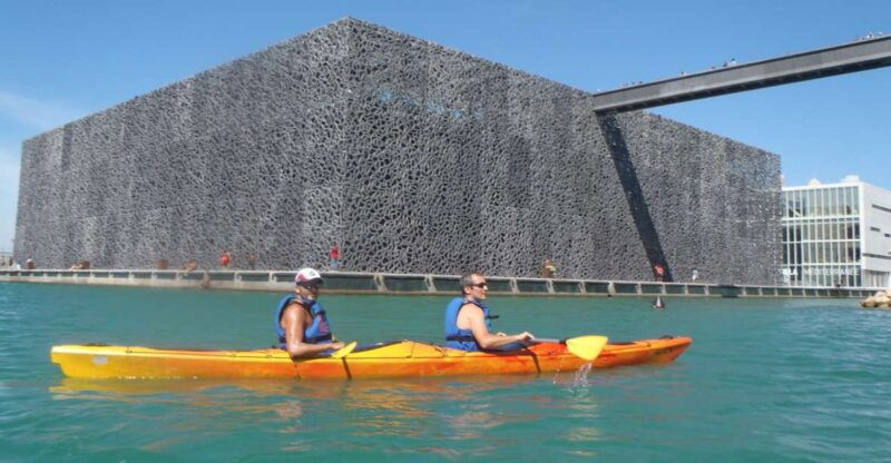marseille-calanques-sea-kayaking-guided-tour