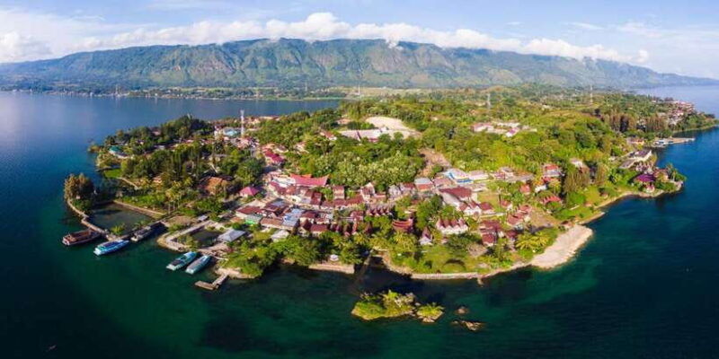 medan-lake-toba-day-trip