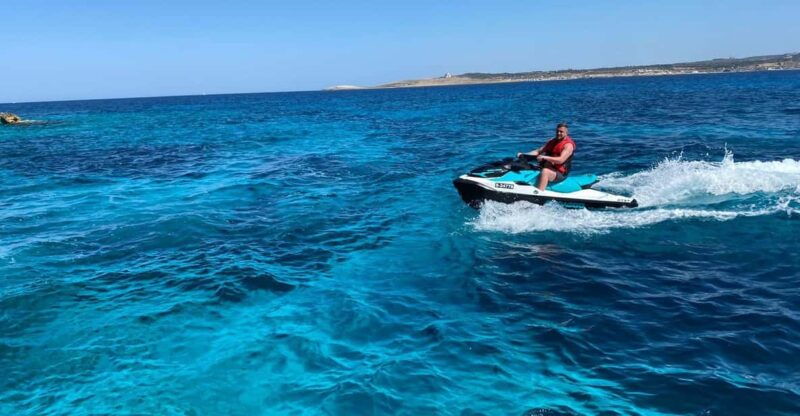 mellieha-jet-ski-rental-with-safety-boat