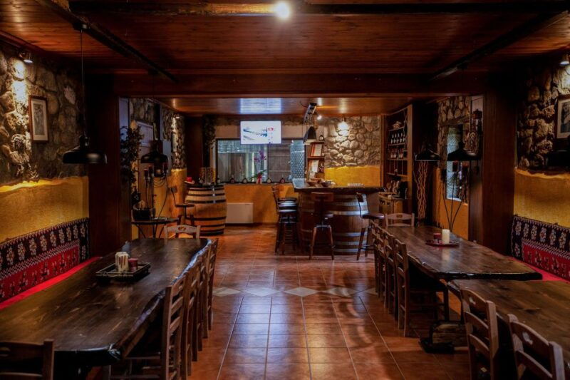 meteora-private-wine-tasting-experience