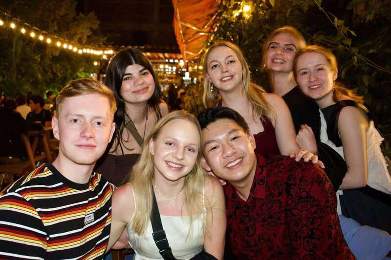 mexico-city-guided-pub-crawl-with-party-games