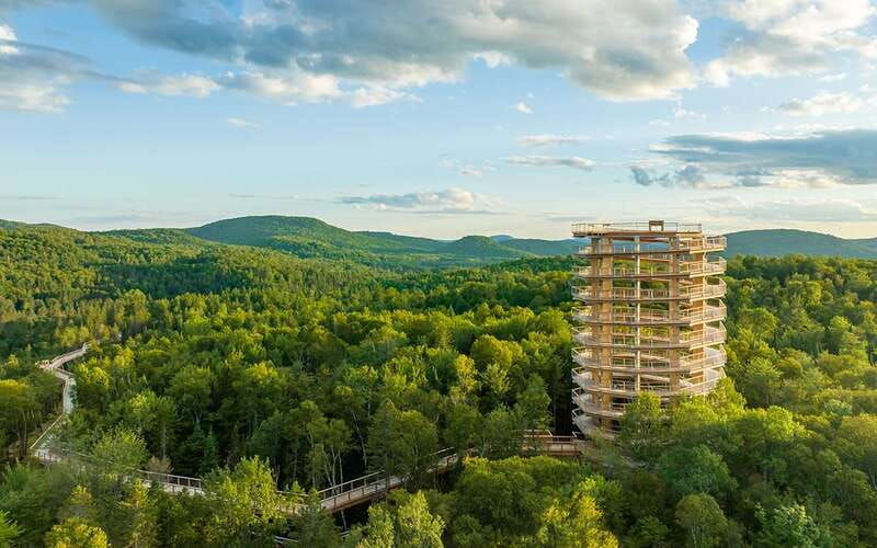 mont-tremblant-laurentians-treetop-observatory-and-walk