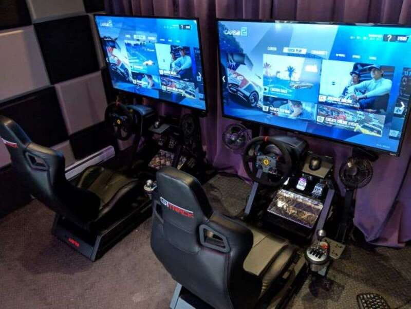 mont-tremblant-virtual-reality-car-racing-30-mins