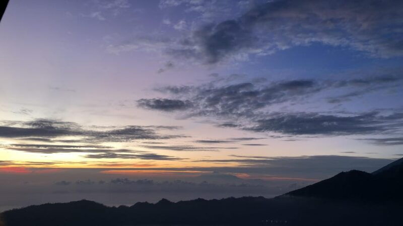 moun-batur-trekking-sunrise-hotspring