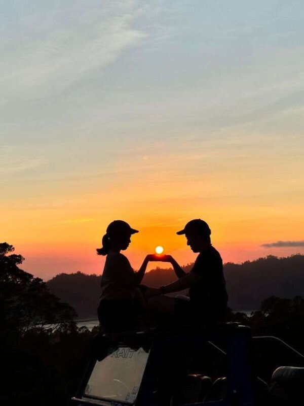 mount-batur-sunrise-tour-by-4wd-black-lava
