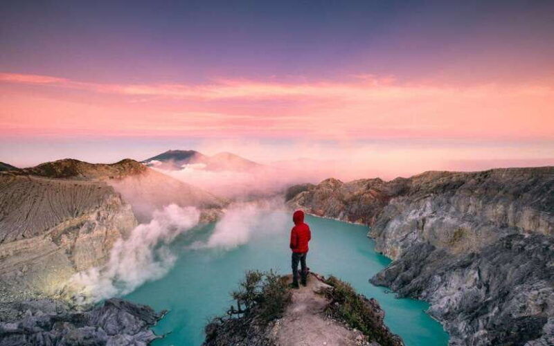 mount-ijen-overnight-adventure-start-from-banyuwangi