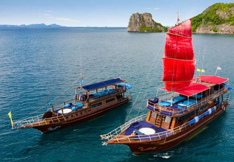 mu-ko-ang-thong-private-day-charter-in-classic-thai-yacht