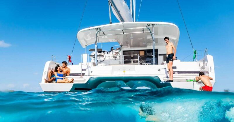 mykonos-catamaran-cruise-with-lunch-drinks-and-transfer