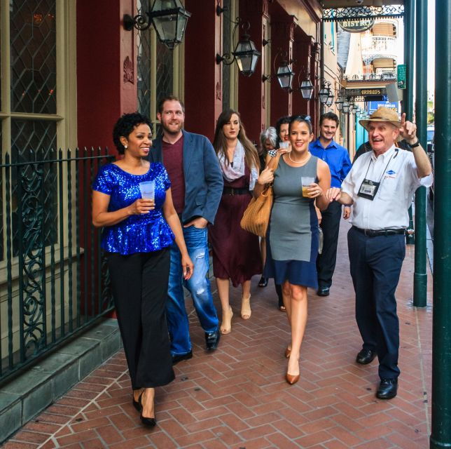 new-orleans-afternoon-cocktail-walking-tour-with-drinks