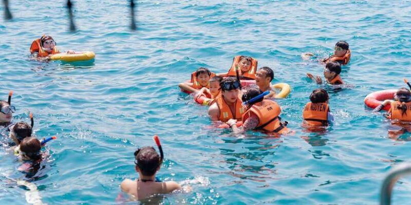 nha-trang-snorkeling-floating-bar-party-daily-tour