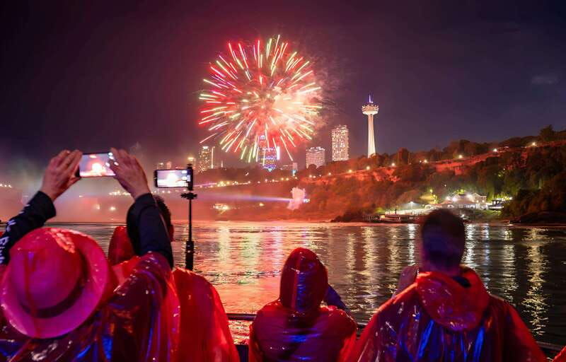 niagara-falls-canadian-side-tour-including-top-attractions