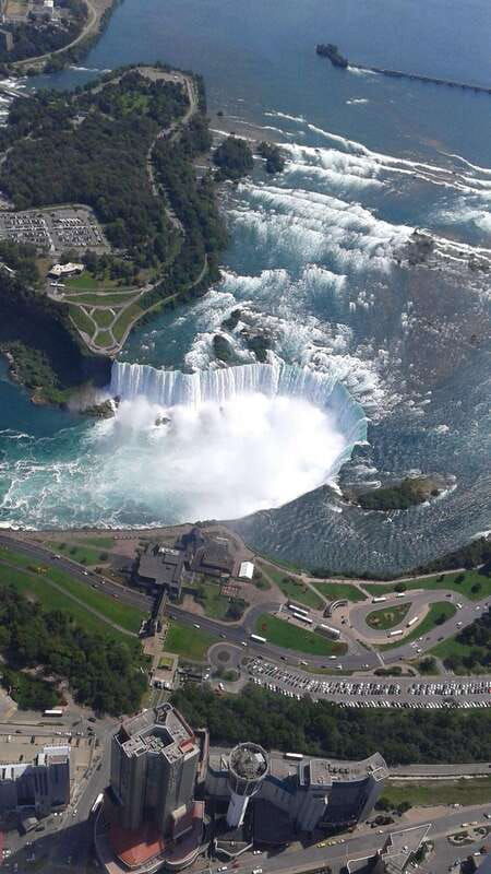 niagara-falls-ontario-day-tour-starting-in-toronto