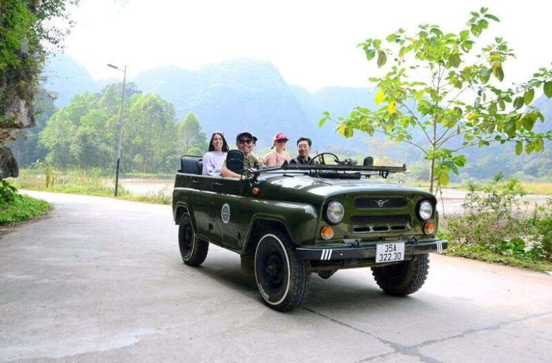 ninh-binh-private-jeep-tour-hoa-lu-trang-an-mua-cave