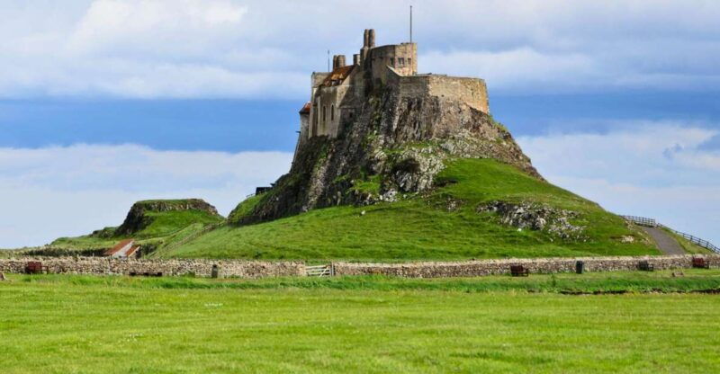 northumberland-full-day-tour-of-vera-filming-locations