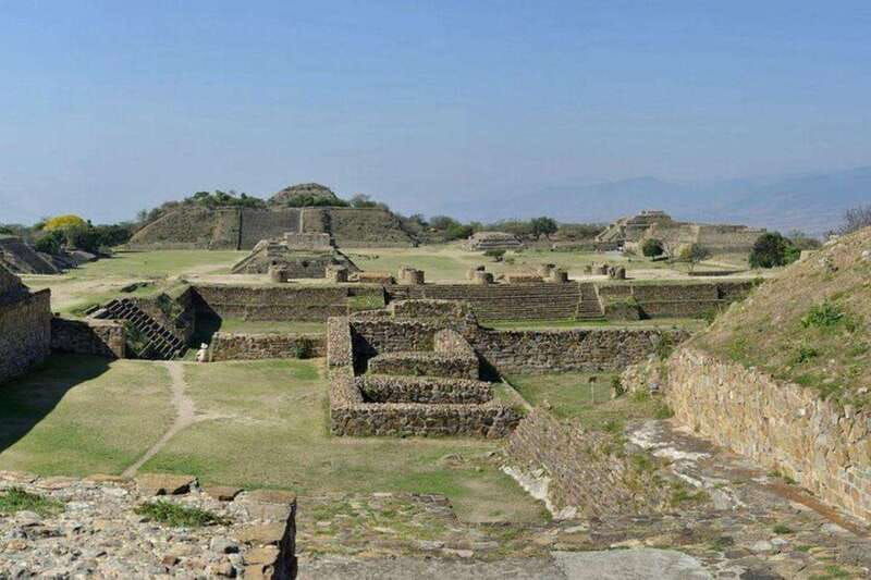 oaxaca-de-juarez-monte-alban-trip-with-transportation