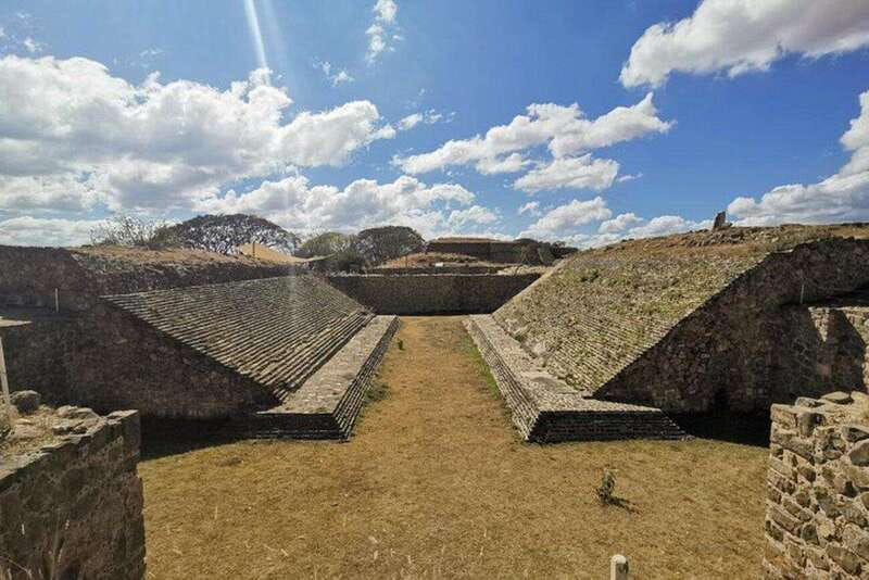 oaxaca-oaxacan-roots-monte-alban