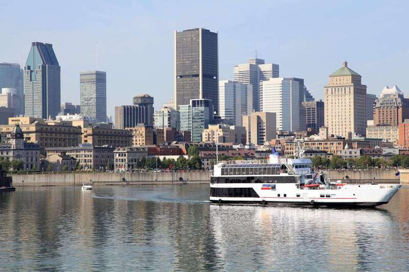 old-montreal-private-walking-tour-with-cruise-tickets