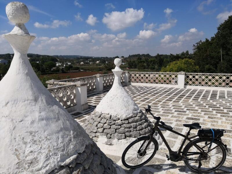 open-guided-bike-tour-in-locorotondo-and-alberobello
