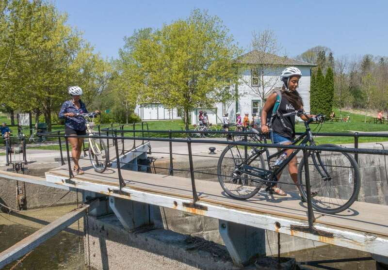 ottawa-4-or-8-hour-bike-rental-with-self-guided-tour