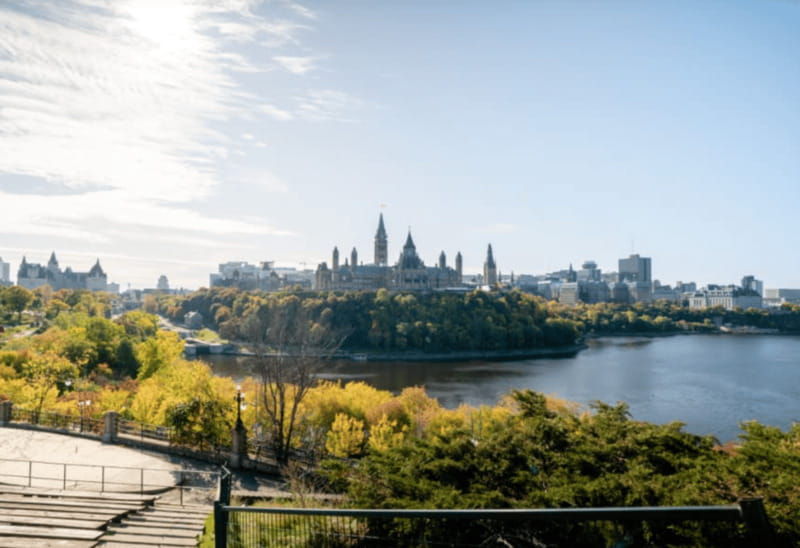 ottawa-best-of-ottawa-small-group-tour-with-canal-cruise