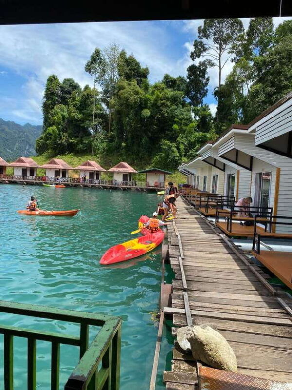 overnight-package-2days1night-cheowlan-lake-rafthouse-resort