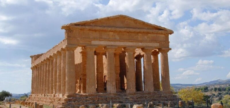 palermo-to-siracusa-stop-at-the-valley-of-the-temples-roman-villa