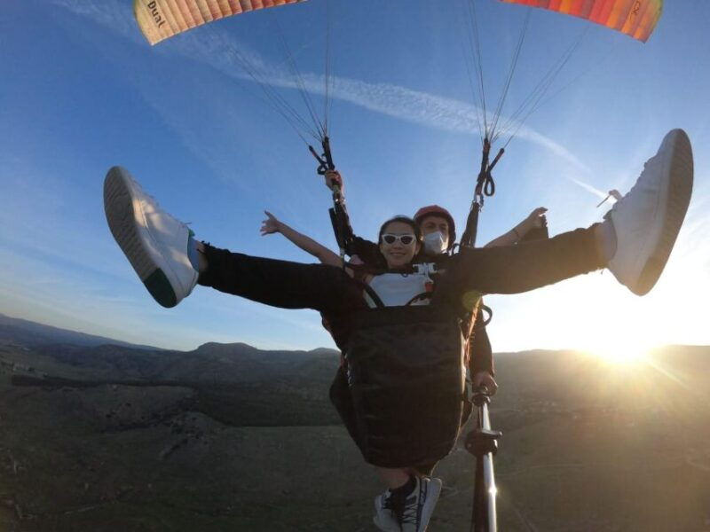pamukkale-paragliding-flight