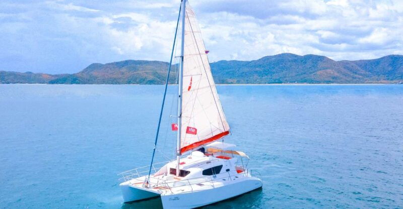 pattaya-private-sailing-catamaran-island-discoveries