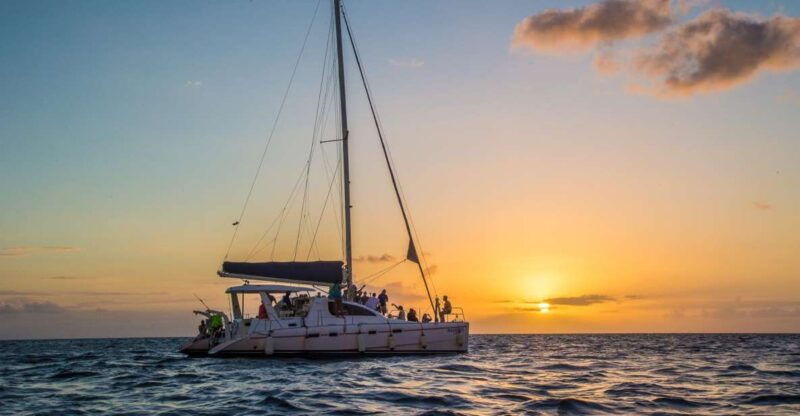 phuket-coral-island-sunset-dinner-by-sailing-catamaran
