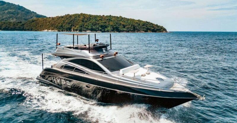 phuket-phi-phi-island-maya-bay-luxury-yacht-day-tour