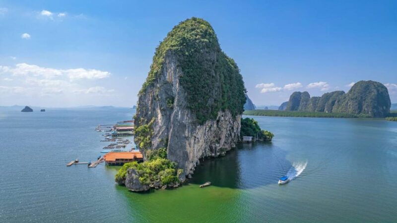 phuket-premium-day-trip-to-james-bond-naka-island