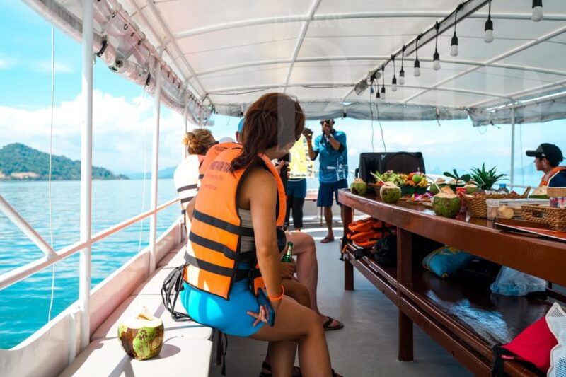 phuket-sunset-seafood-dinner-cruise-in-phang-nga-bay