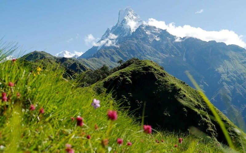 pokhara-mardi-himal-base-camp-helicopter-tour